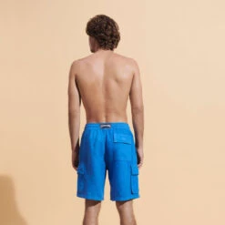 Vilebrequin Men Linen Bermuda Shorts Cargo Pockets -Outdoor Beach & Swimwear BAIU3U01 367 backworn 3920x3920 1