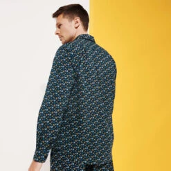 Vilebrequin Unisex Cotton Voile Summer Shirt Micro Tortues Rainbow -Outdoor Beach & Swimwear CCAC3V39 390 backworn 3920x3920 1