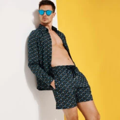 Vilebrequin Unisex Cotton Voile Summer Shirt Micro Tortues Rainbow -Outdoor Beach & Swimwear CCAC3V39 390 supp5 3920x3920 1