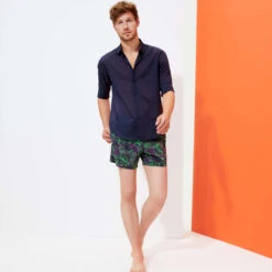 Vilebrequin Unisex Cotton Shirt Solid -Outdoor Beach & Swimwear CCAP501P 390 frontworn men 3920x3920 1