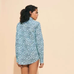 Vilebrequin Unisex Cotton Voile Lightweight Shirt Gulf Stream -Outdoor Beach & Swimwear CCAU3V30 373 backworn 3920x3920 1