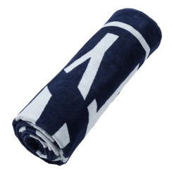 Logo Beach Towel - Vilebrequin X Highsnobiety -Outdoor Beach & Swimwear CCHZ0256 346 frontworn 3920x3920 1