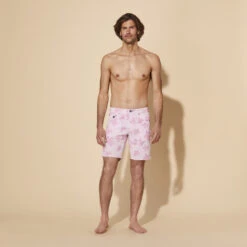 Vilebrequin Men Bermuda Trunks Ronde Des Tortues -Outdoor Beach & Swimwear GRNU3V06 151 frontworn 3920x3920 1