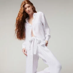 Women Solid Linen Shirt- Vilebrequin X Angelo Tarlazzi 11 Women Solid Linen Shirt- Vilebrequin X Angelo Tarlazzi -Outdoor Beach & Swimwear LRAH3U00 010 supp1 3920x3920 1