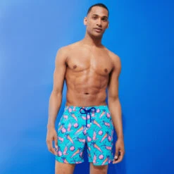 Vilebrequin Men Ultra-light And Packable Swim Trunks Crevettes Et Poissons -Outdoor Beach & Swimwear MAHC3J83 316 frontworn 3920x3920 1
