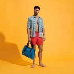 Vilebrequin Men Swim Trunks Ultra-light And Packable Solid -Outdoor Beach & Swimwear MAHH0I00 201 supp1 3920x3920 1