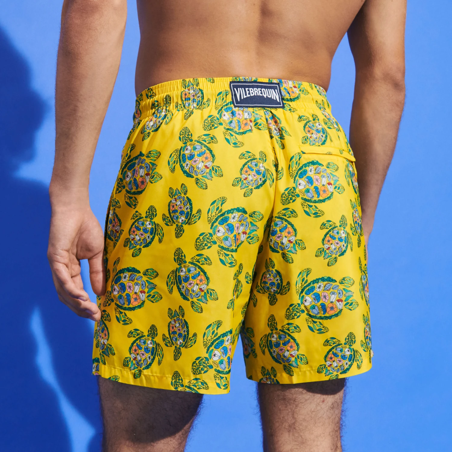 Vilebrequin Men Swim Trunks Ultra-light And Packable Provencal Turtles 6 Vilebrequin Men Swim Trunks Ultra-light And Packable Provencal Turtles - Image 4