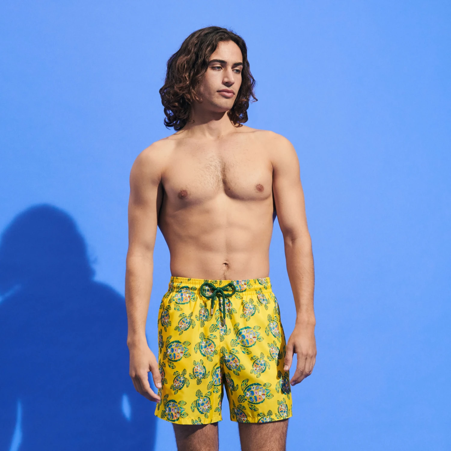 Vilebrequin Men Swim Trunks Ultra-light And Packable Provencal Turtles 5 Vilebrequin Men Swim Trunks Ultra-light And Packable Provencal Turtles - Image 3