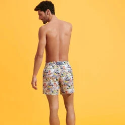 Vilebrequin Men Swim Shorts Ultra-light And Packable Fish Family -Outdoor Beach & Swimwear MAHU3J25 010 backworn 3920x3920 1