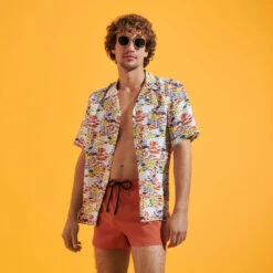 Vilebrequin Men Swim Trunks Short And Fitted Stretch Solid 9 Vilebrequin Men Swim Trunks Short And Fitted Stretch Solid -Outdoor Beach & Swimwear MANH9E00 221 frontworn 3920x3920 1