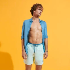 Vilebrequin Men Swim Trunks Bicolor Solid Bicolore -Outdoor Beach & Swimwear MOKU3A01 373 supp2 3920x3920 1