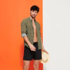 Vilebrequin Men Swim Trunks Solid 15 Vilebrequin Men Swim Trunks Solid -Outdoor Beach & Swimwear MOOC1A00 390 supp1 3920x3920 1