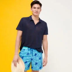 Vilebrequin Men Swim Trunks Turtles Splash Flocked -Outdoor Beach & Swimwear MOOC1D00 381 supp3 3920x3920 1