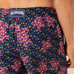 Vilebrequin Men Swim Trunks Micro Macro Ronde Des Tortues -Outdoor Beach & Swimwear MOOC2B01 390 supp1 3920x3920 1