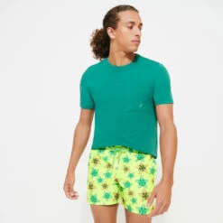 Vilebrequin Men Swim Trunks Starfish Candy -Outdoor Beach & Swimwear MOOC3B04 417 supp1 3920x3920 1