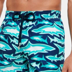 Vilebrequin Men Swim Trunks Requins 3D -Outdoor Beach & Swimwear MOOC3B07 390 supp3 3920x3920 1