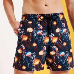 Vilebrequin Men Swim Trunks Neo Medusa -Outdoor Beach & Swimwear MOOC3B09 390 supp2 3920x3920 1