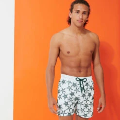 Vilebrequin Men Swimwear Starfish Dance Flocked -Outdoor Beach & Swimwear MOOC3D05 348 frontworn 3920x3920 1