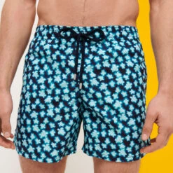 Vilebrequin Men Swim Trunks Blurred Turtles 14 Vilebrequin Men Swim Trunks Blurred Turtles -Outdoor Beach & Swimwear MOOH2B40 390 supp2 3920x3920 1
