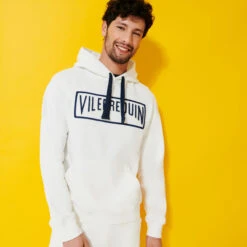 Vilebrequin Men Cotton Hoodie Sweatshirt Solid -Outdoor Beach & Swimwear MRIC3P41 003 frontworn 3920x3920 1