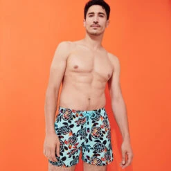 Vilebrequin Men Stretch Swim Trunks Screen Turtles -Outdoor Beach & Swimwear MSOC3F02 333 frontworn 3920x3920 1