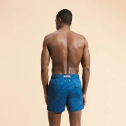 Vilebrequin Men Stretch Short Swim Trunks Jacquard Tortue -Outdoor Beach & Swimwear MSOU3E39 366 backworn 3920x3920 1