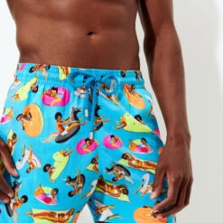 Men Swim Trunks - Vilebrequin X Derrick Adams -Outdoor Beach & Swimwear MSOZ1F92 338 supp1 3920x3920 1