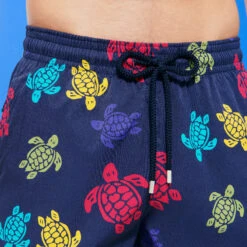 Vilebrequin Men Long Swim Trunks Ronde Des Tortues -Outdoor Beach & Swimwear OKIC3F36 390 supp3 3920x3920 1
