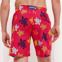 Vilebrequin Men Long Swim Trunks Ronde Des Tortues -Outdoor Beach & Swimwear OKOC3B36 256 backworn 3920x3920 1