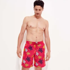 Vilebrequin Men Long Swim Trunks Ronde Des Tortues -Outdoor Beach & Swimwear OKOC3B36 256 frontworn 3920x3920 1