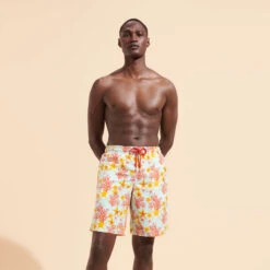 Vilebrequin Men Long Swim Trunks Starlettes & Coraux 11 Vilebrequin Men Long Swim Trunks Starlettes & Coraux -Outdoor Beach & Swimwear OKOH3B46 373 supp1 3920x3920 1