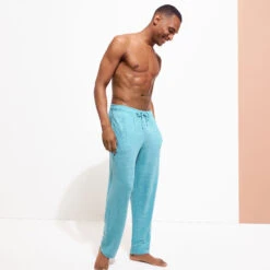 Vilebrequin Unisex Linen Pants Solid -Outdoor Beach & Swimwear PIEU2O00 374 frontworn men 3920x3920 1