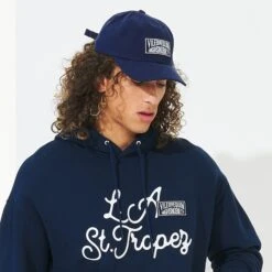Men Cap - Vilebrequin X Highsnobiety 8 Men Cap - Vilebrequin X Highsnobiety -Outdoor Beach & Swimwear PIFZ0452 346 frontworn 3920x3920 1