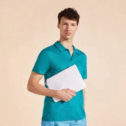 Vilebrequin Zipped Turtle Beach Pouch 8 Vilebrequin Zipped Turtle Beach Pouch -Outdoor Beach & Swimwear PLLU1136 010 frontworn 3920x3920 1