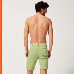 Vilebrequin Men Cotton Printed Bermuda Shorts Micro Flower 13 Vilebrequin Men Cotton Printed Bermuda Shorts Micro Flower -Outdoor Beach & Swimwear PNCH1V27 104 backworn 3920x3920 1