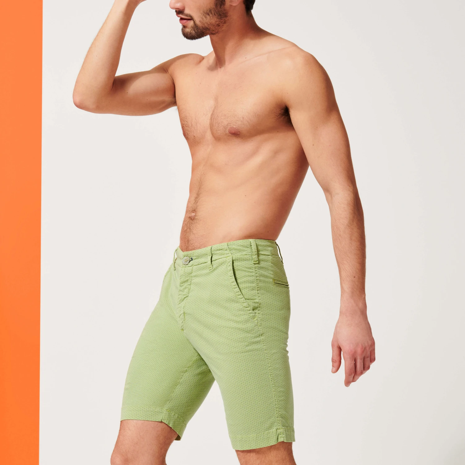 Vilebrequin Men Cotton Printed Bermuda Shorts Micro Flower 7 Vilebrequin Men Cotton Printed Bermuda Shorts Micro Flower - Image 5