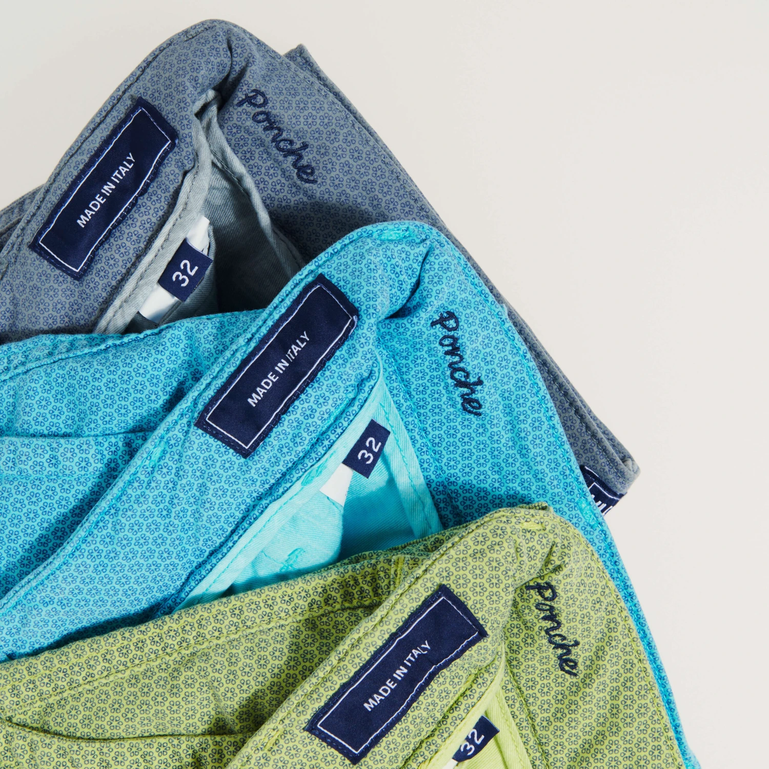 Vilebrequin Men Cotton Printed Bermuda Shorts Micro Flower 9 Vilebrequin Men Cotton Printed Bermuda Shorts Micro Flower - Image 7