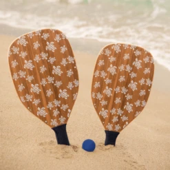 Vilebrequin Wooden Beach Paddles -Outdoor Beach & Swimwear PPGU19V1 000 frontworn 3920x3920 1