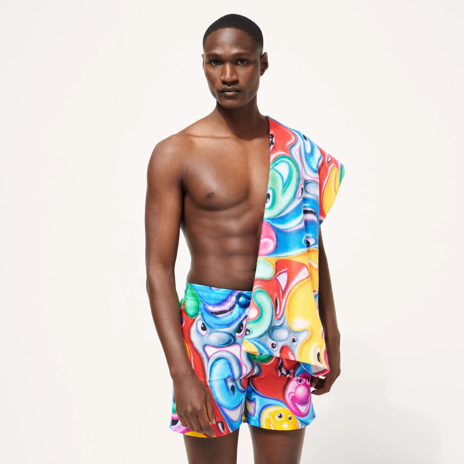 Unisex Beach Towel Faces In Places - Vilebrequin X Kenny Scharf 4 Unisex Beach Towel Faces In Places - Vilebrequin X Kenny Scharf - Image 2