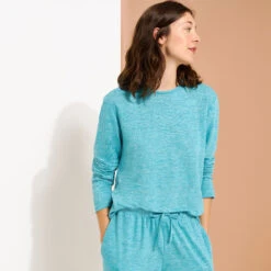 Vilebrequin Unisex Linen Long Sleeves T-shirt Solid -Outdoor Beach & Swimwear TALU2O00 374 frontworn women 3920x3920 1