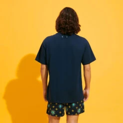 Vilebrequin Men Organic Cotton T-shirt Sud 10 Vilebrequin Men Organic Cotton T-shirt Sud -Outdoor Beach & Swimwear TRKU3P04 390 backworn 3920x3920 1